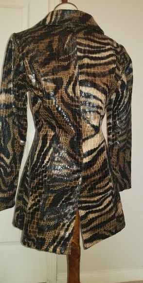 Selene Sport Animal Print Women's Jacket S - Picture 2 of 4